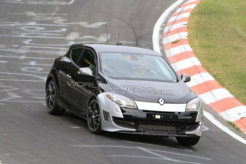 Nuevo Renault Megane RS Edición Especial cazado en la pista de pruebas