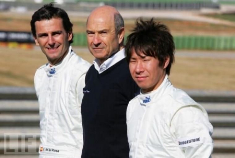 Sauber contento con Pedro de la Rosa y Kamui Kobayashi