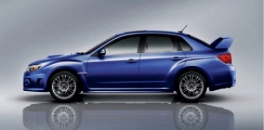 Subaru WRX STI 2011 era un sedan