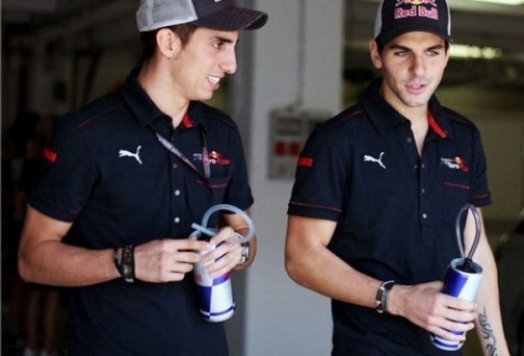 Toro Rosso confirma a sus dos pilotos para 2011. Buemi no sabe nada