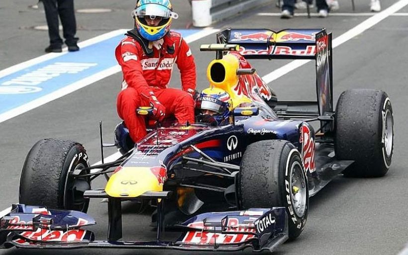 Webber: Hice de taxista para Alonso