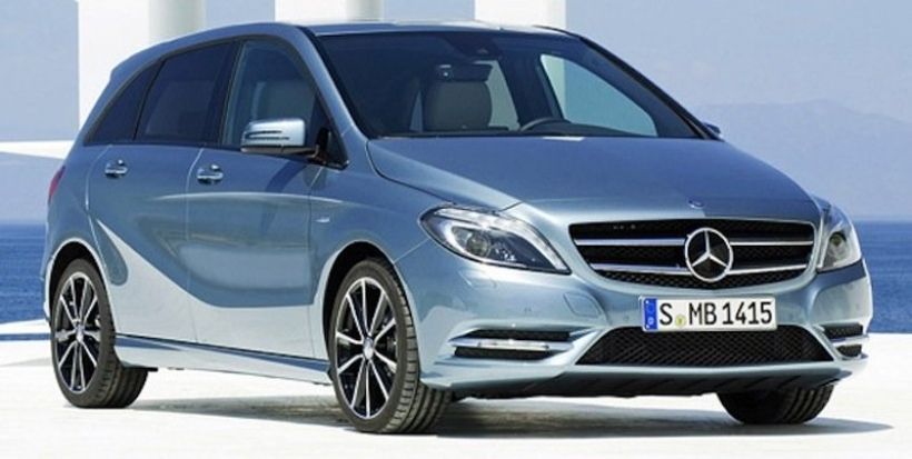 Mercedes-Benz Clase B 2012. Esta vez lo vemos de frente