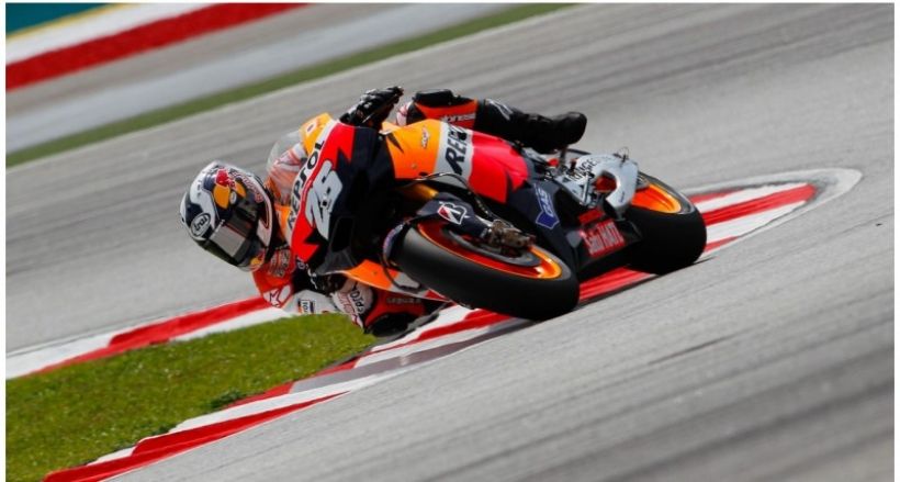 Pedrosa domina en Sepang y Márquez por los suelos