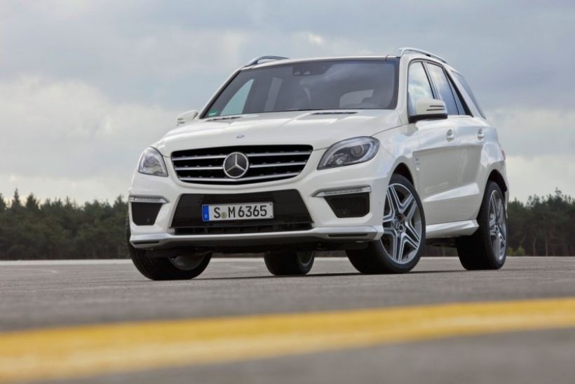 Mercedes revela el ML63 AMG 2012