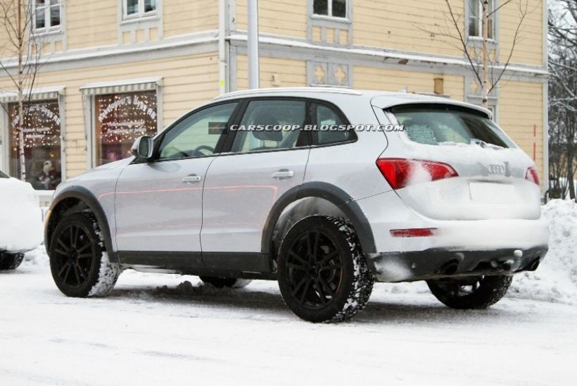 Fotos espía del Porsche Cajun de paseo vestido de Q5