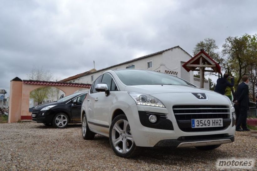 PEUGEOT 3008 HYBRID4. TOMA DE CONTACTO. Una nueva evolución híbrida