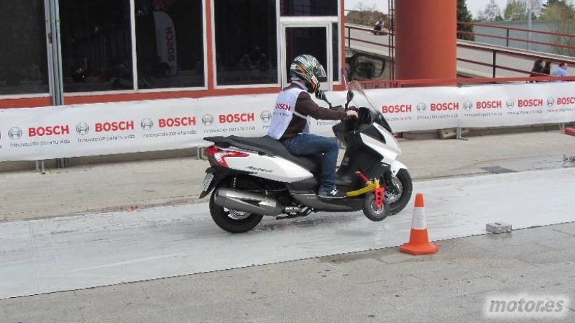 Salón Moto Madrid (III): el piso inferior y las actividades