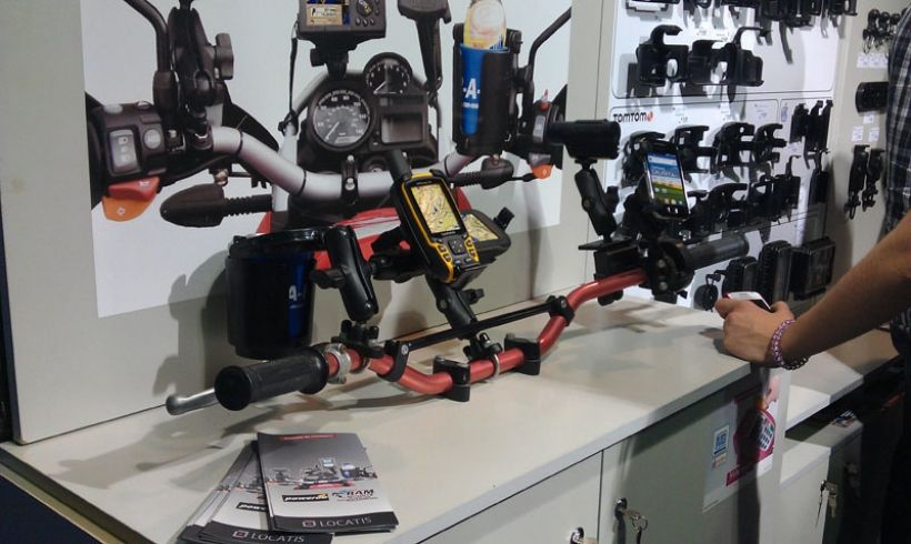 Salón Moto Madrid (II): las empresas que rodean al mundo de las dos ruedas
