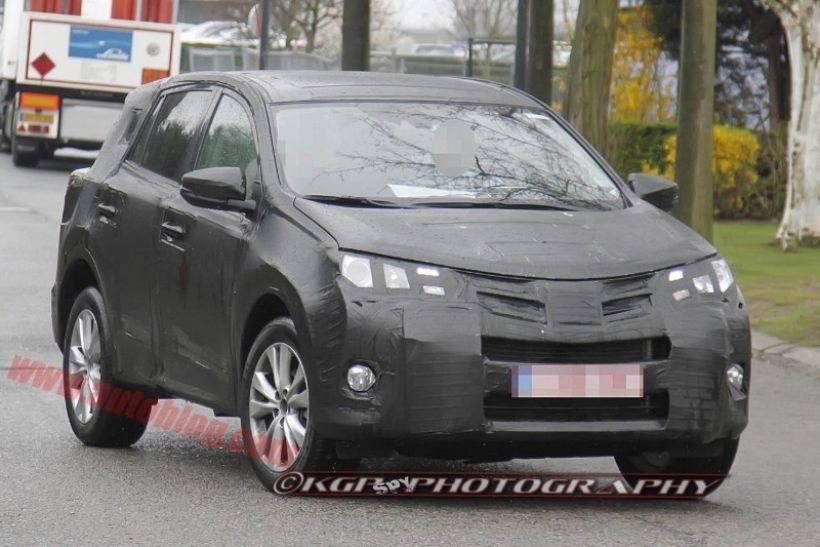 Fotos espía: Toyota RAV4 2013