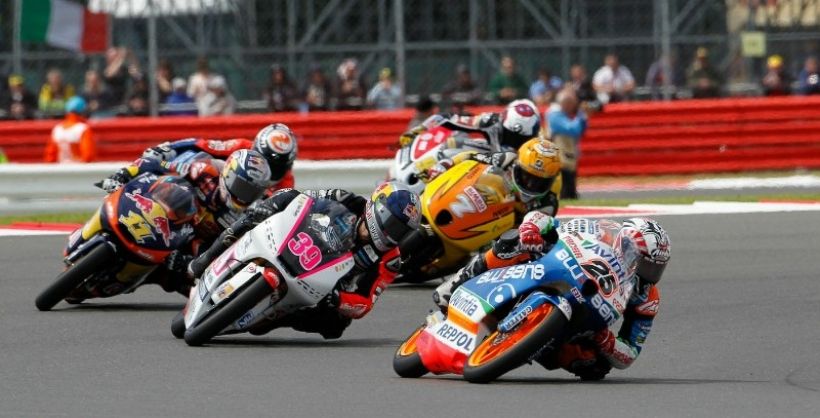 Moto 3: Victoria de Viñales y triplete español en Silverstone