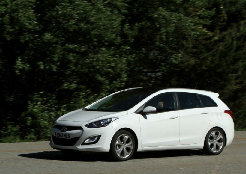 España: Precios y equipamiento del Hyundai i30 CW