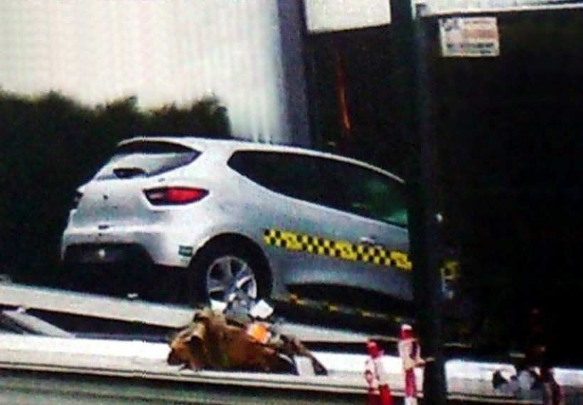 Fotos espía: El Renault Clio IV nos deja ver su trasera