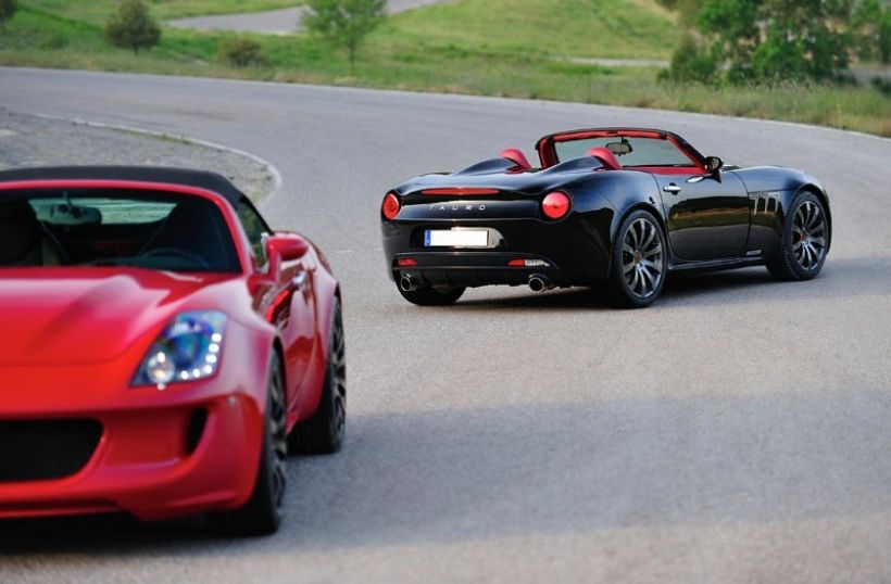 Tauro V8 Spider: deportividad y lujo made in Spain