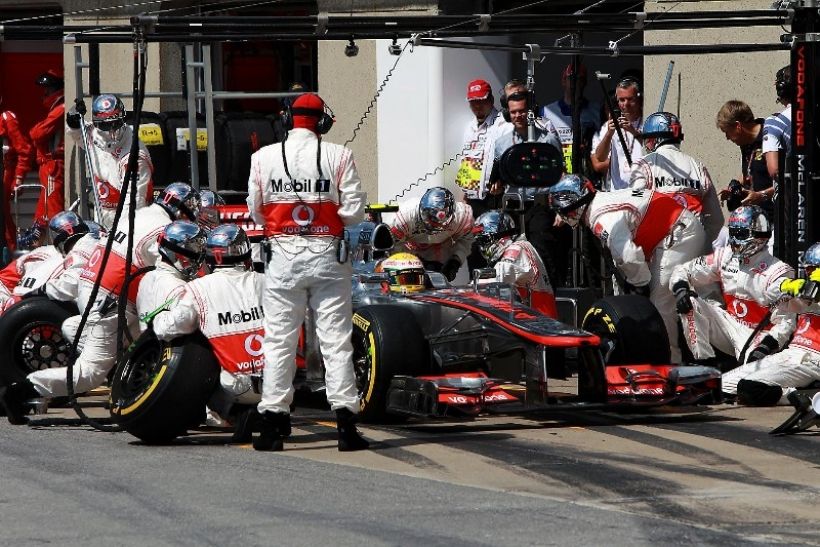 Mclaren defiende a Michael: 800 pitstops antes de Silverstone