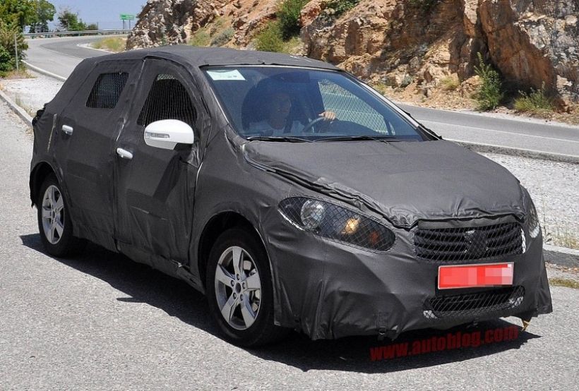 Fotos espía: El Suzuki SX4 2013 cazado en Sierra Nevada