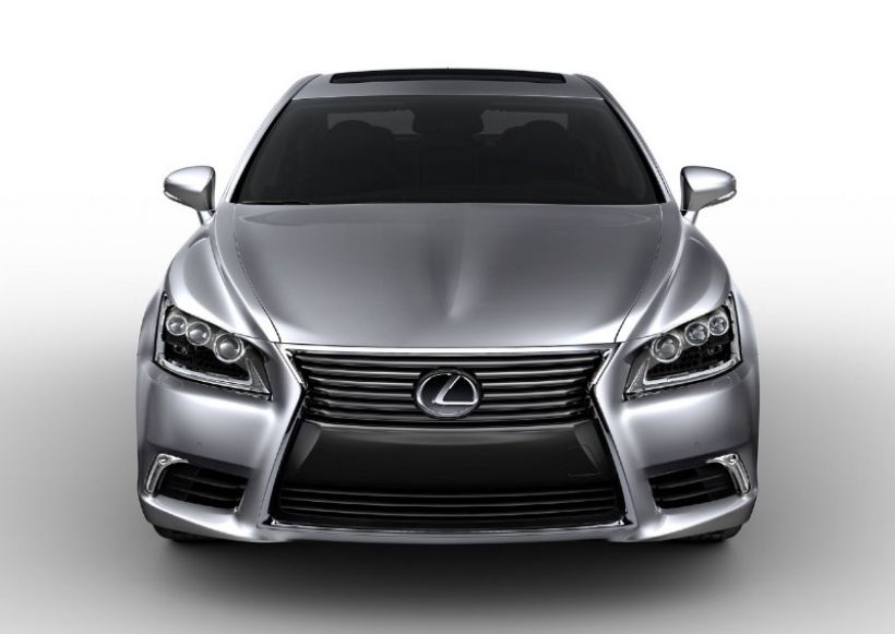 Las primeras imágenes de calidad del Lexus LS 2013 salen a la luz