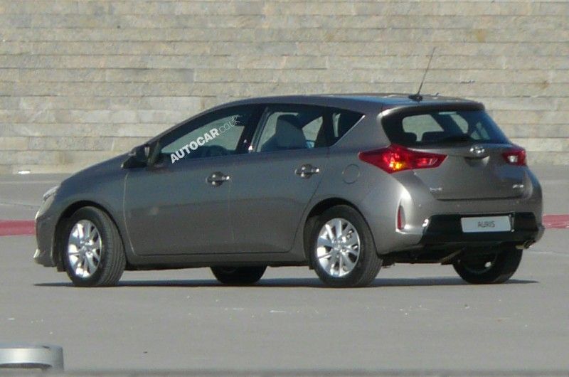 Toyota Auris 2013