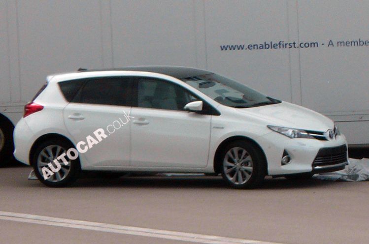 Toyota Auris 2013