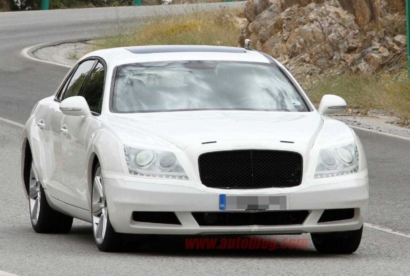 El Bentley Continental Flying Spur 2013 ha sido pillado