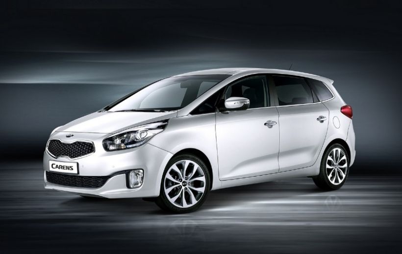 KIA Carens 2013, primeras fotos oficiales