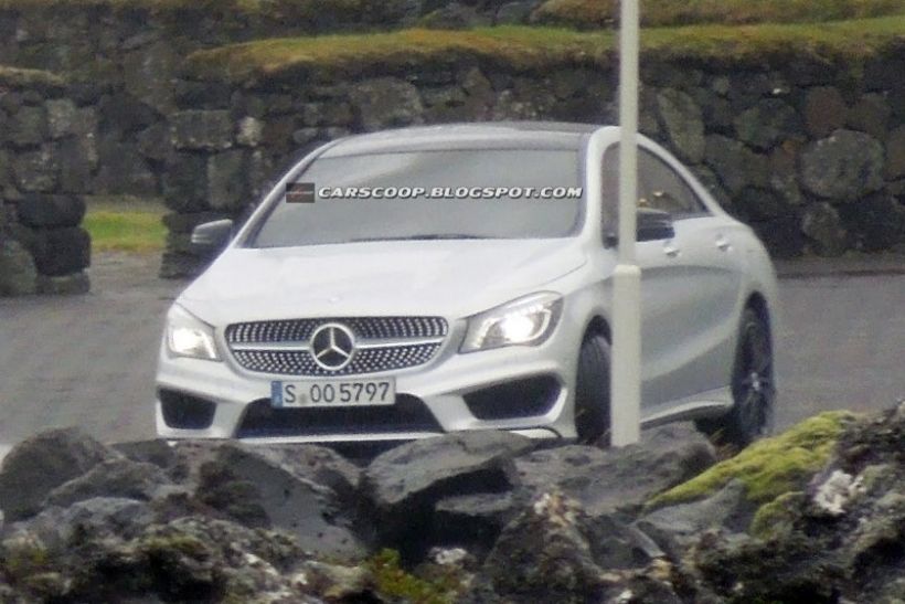 Mercedes ya pasea el CLA sin nada de camuflaje