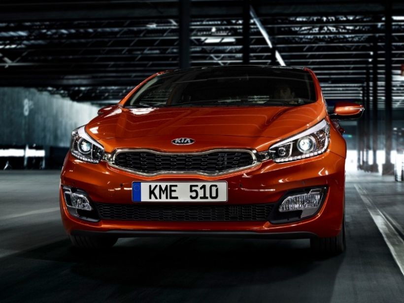 KIA Pro Cee´d 2013. Nueva galería de fotos oficial y en vivo desde París