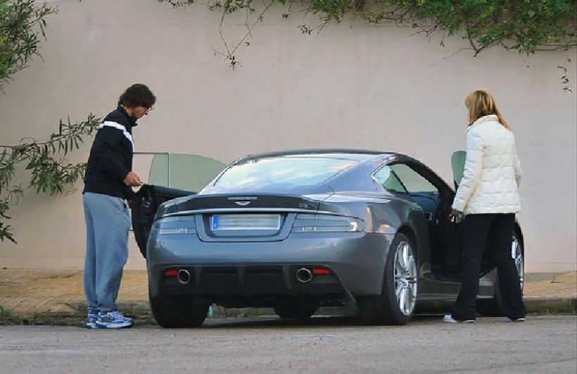 El garaje de Rafa Nadal: desde un Aston Martin a una Harley