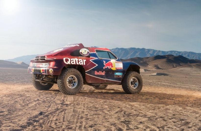 El coche de Carlos Sainz Vs el coche de Nani Roma