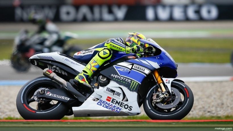 Valentino Rossi gana su carrera 106 a lo grande en Assen