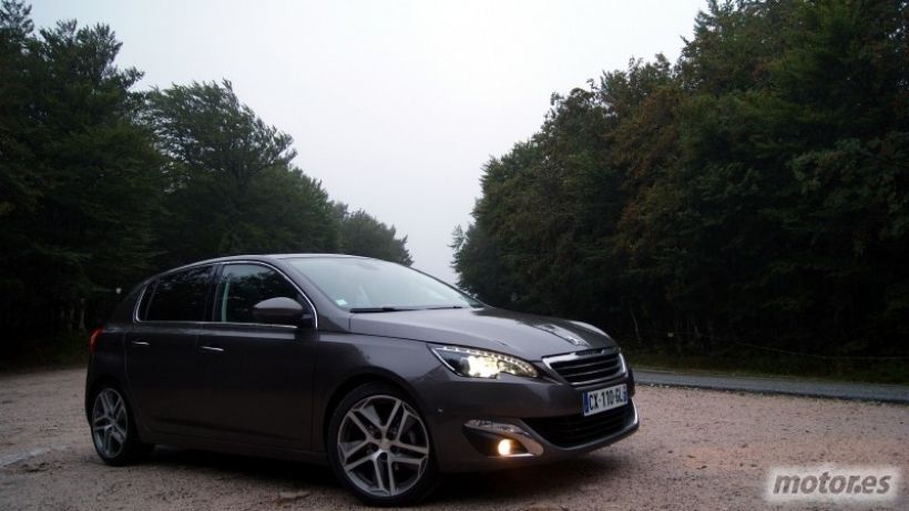 Presentación nuevo Peugeot 308 en Francia, en movimiento. Parte III