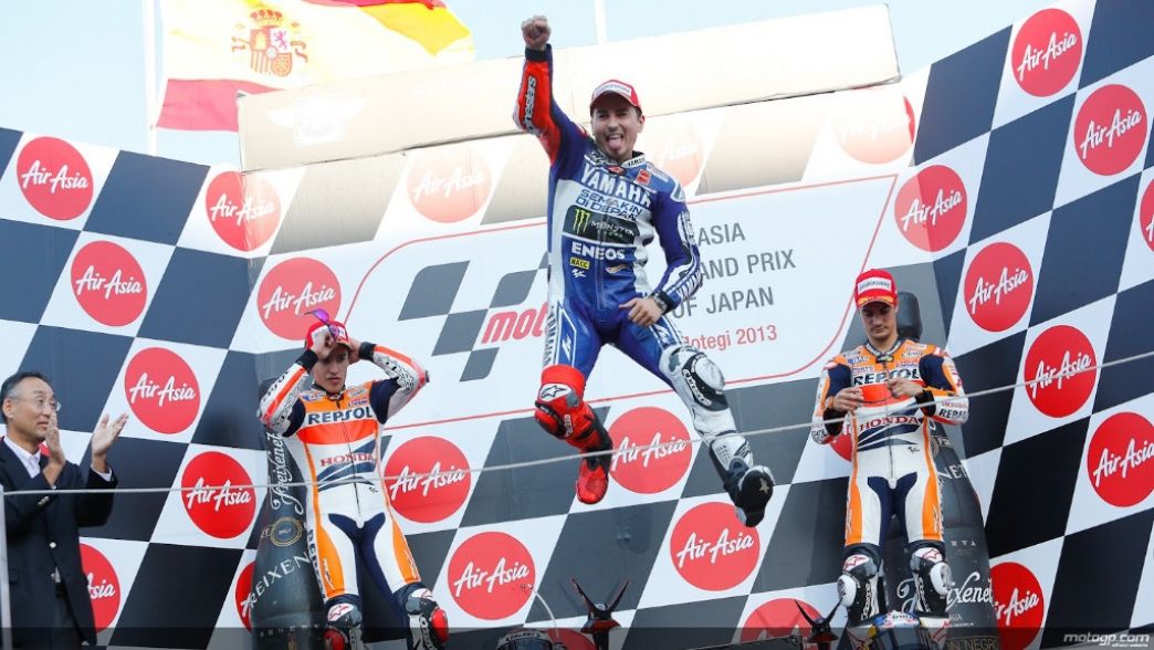 Lorenzo gana en la casa de Honda y el mundial se decide en Valencia