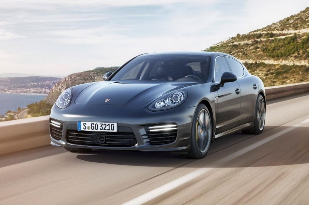 Porsche Panamera Turbo S 2014, con pequeños cambios y más potencia