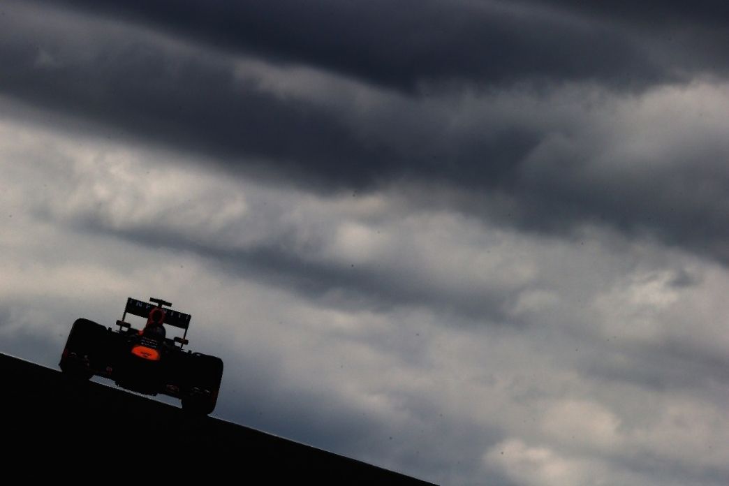 Vettel clava su bandera en territorio texano