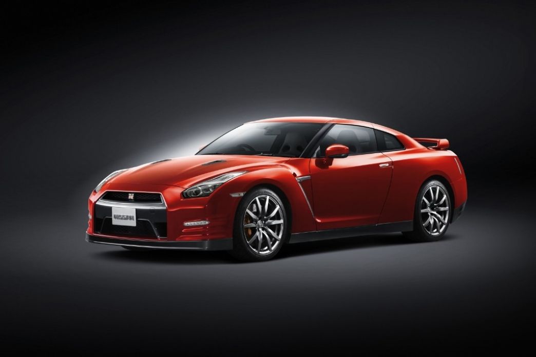 Nissan GT-R 2014, pequeños cambios para mejorar lo que ya era muy bueno