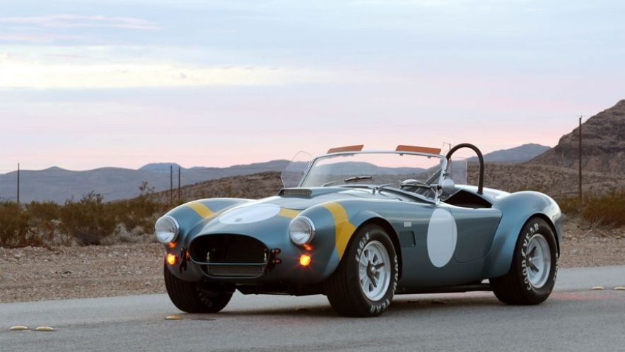 El Shelby Cobra 289 vuelve a la vida ¡Y te lo puedes comprar!