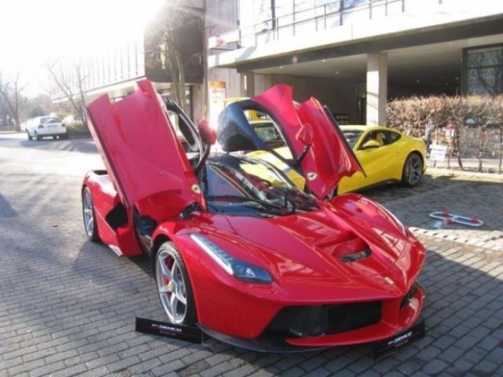 El primer LaFerrari de producción, a la venta en Alemania