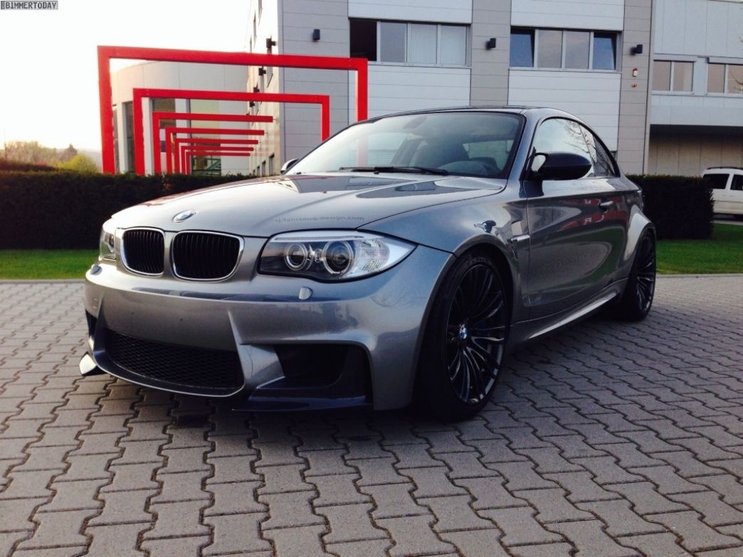 Cómo convertir tu BMW 118d en un BMW Serie 1 M CSL con motor V10