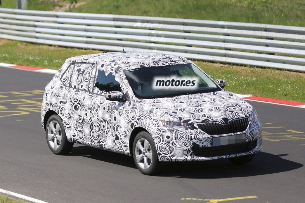 Nuevo Skoda Fabia, primeras fotos espía donde se aprecian detalles