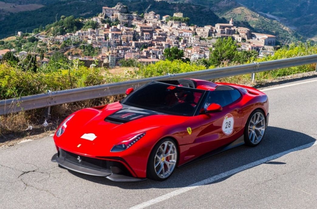 Ferrari F12 TRS, un "one-off" único y exclusivo de más de 3 millones de euros