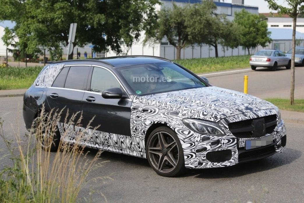 Mercedes C63 AMG Estate 2015, cazado de nuevo