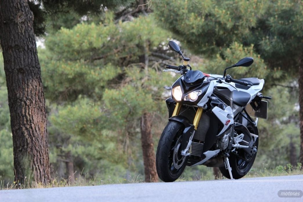 BMW S 1000 R: Te estábamos esperando (I)