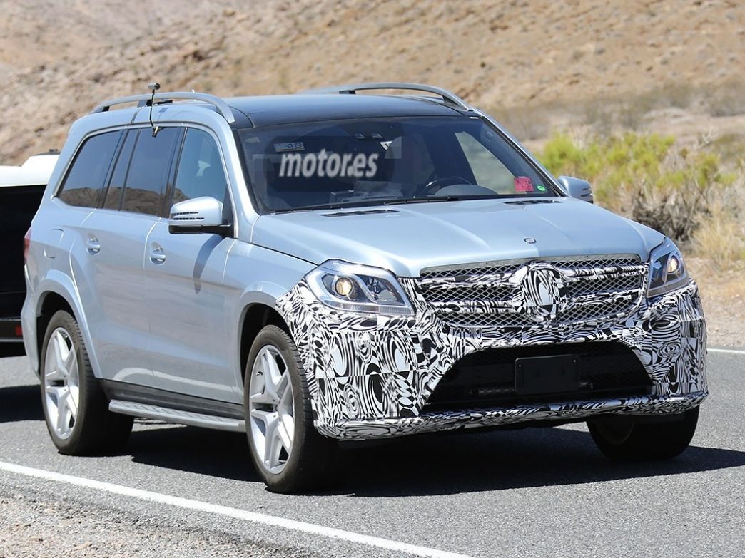 El Mercedes GL 2015 descubierto con un nuevo frontal