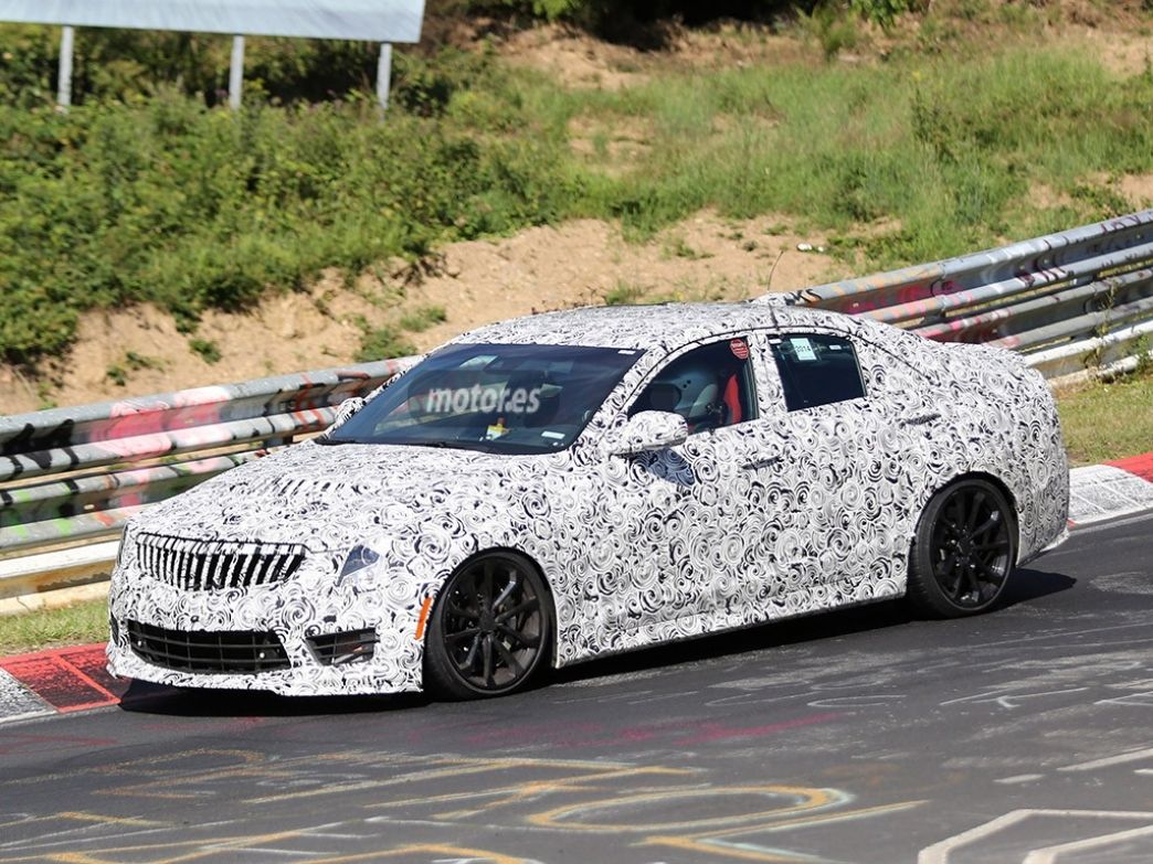 Los Cadillac ATS y CTS V 2016 pillados en fase de pruebas en Nürburgring