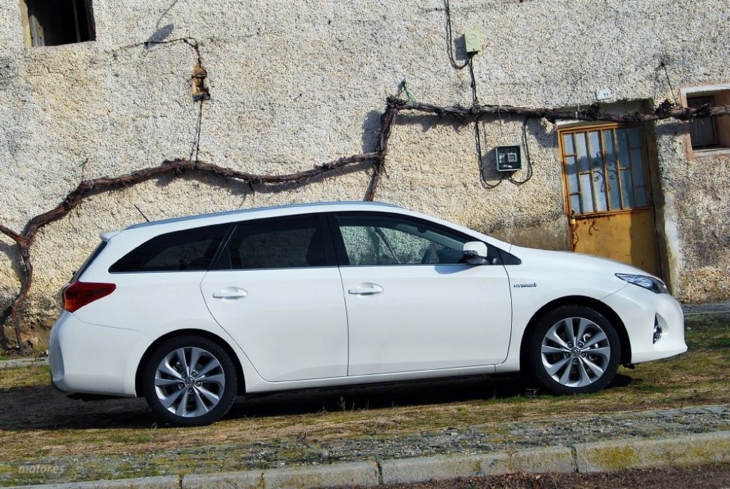 Toyota Auris Hybrid Touring Sports (I): Gama y precios