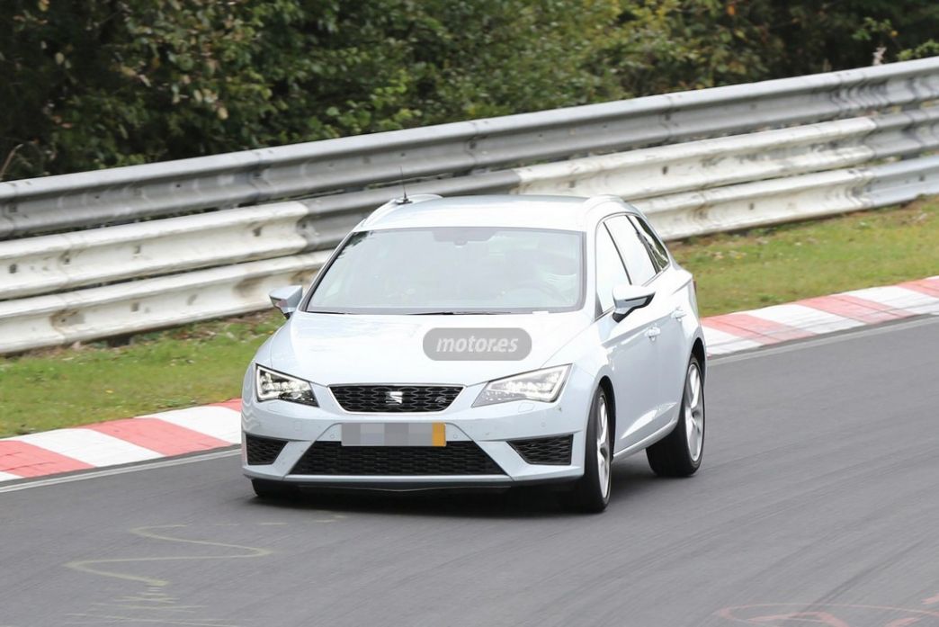 El SEAT León ST Cupra de pruebas por Nürburgring