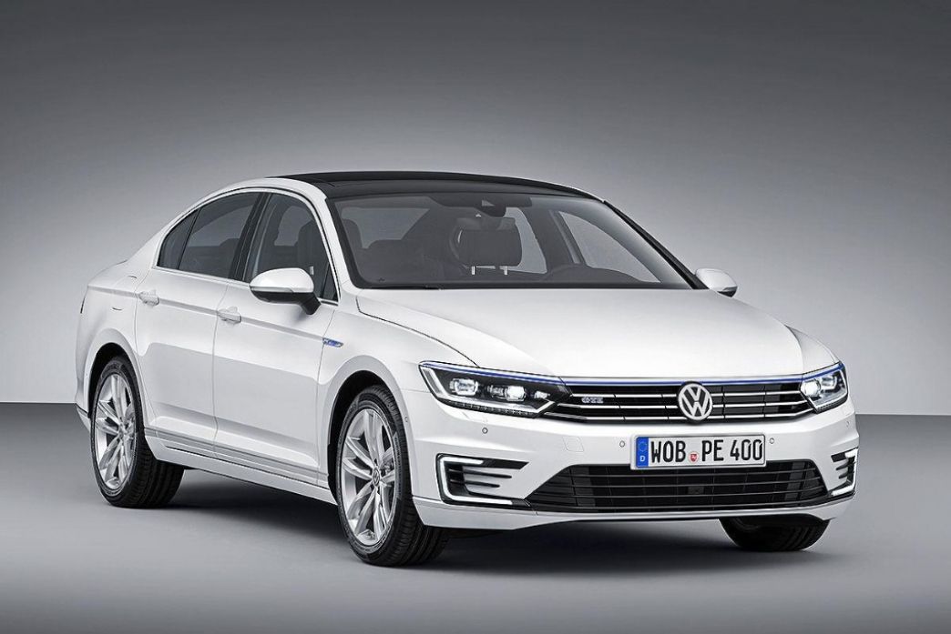 Volkswagen Passat GTE, nuevo híbrido prestacional para París