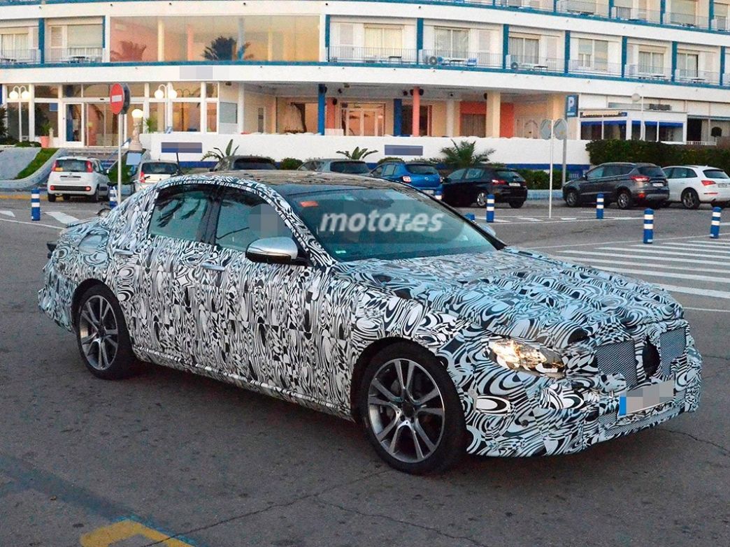 Mercedes Clase E 2016 espiado en fase de pruebas