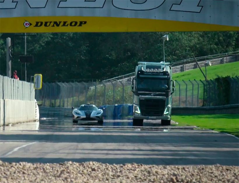 Ya tenemos los resultados, Volvo Trucks vs Koenigsegg One:1