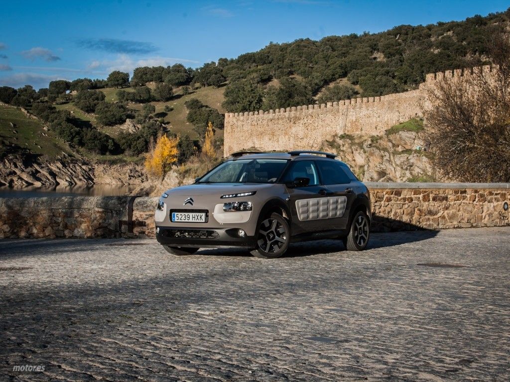 Prueba Citroën C4 Cactus e-HDi 92 ETG6 (I): Equipamiento, gama y precios