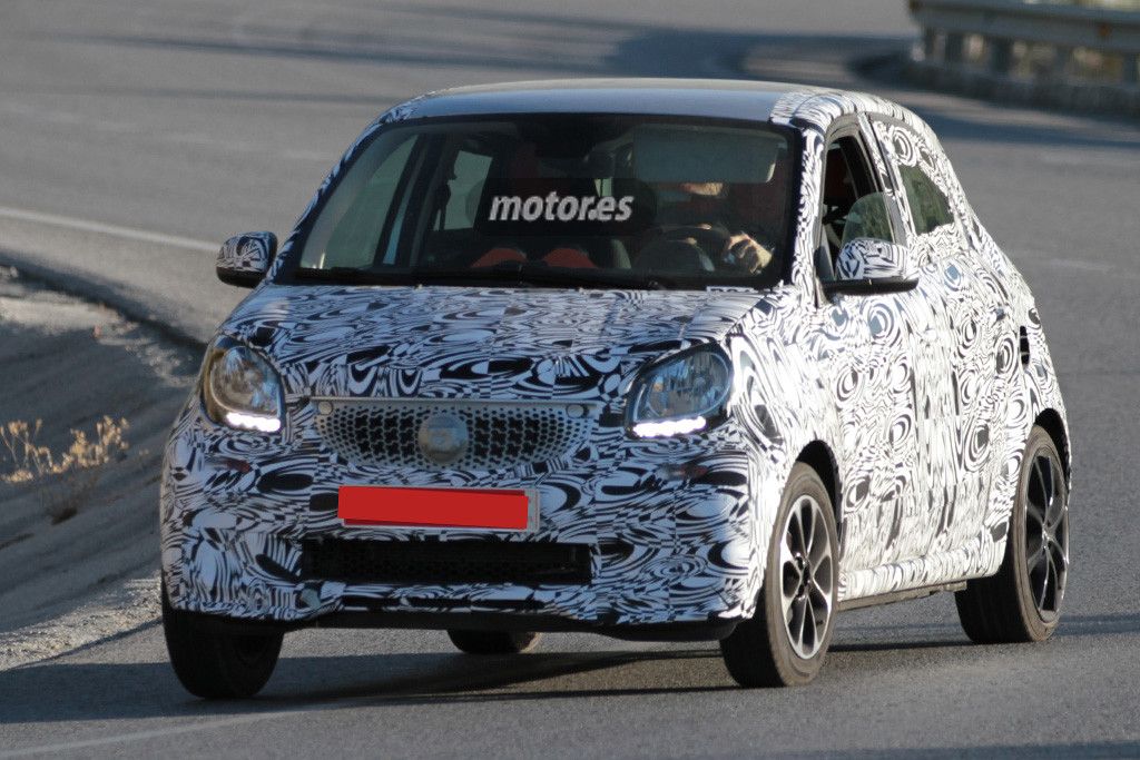 Smart ForFour Brabus pillado en pruebas